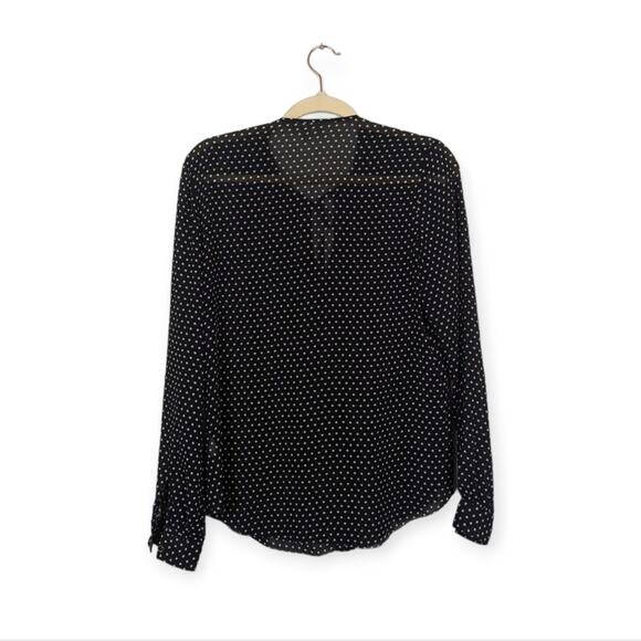 L'Agence Black & Ivory Carte A Jouer Spade Tabitha Ruffle Sheer Blouse - Picture 2 of 7